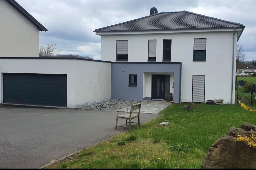 Modernes Ferienhaus In Uedersdorf Exterior foto
